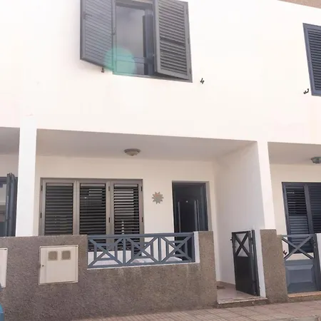 Casa Bianca Caleta De Casa de Férias